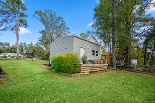 615 Inlet Dr, Livingston, TX 77351 - Photo 39