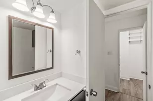 10788 Briar Forest Dr, Houston, TX 77042 - Photo 15