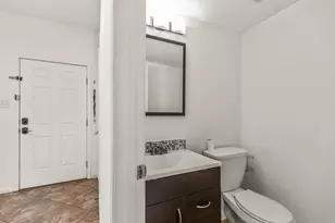 10788 Briar Forest Dr, Houston, TX 77042 - Photo 7