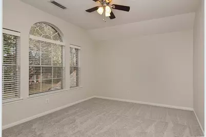 131 N Linton Ridge Circle, The Woodlands, TX 77382 - Photo 21