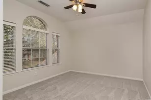 131 N Linton Ridge Cir, The Woodlands, TX 77382 - Photo 21