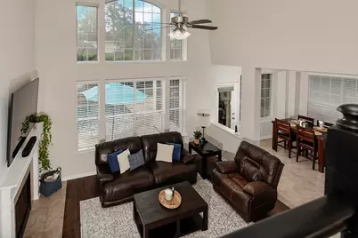 131 N Linton Ridge Circle, The Woodlands, TX 77382 - Photo 9