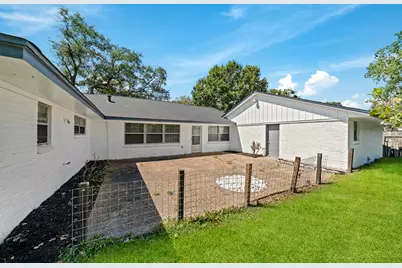 1102 N Felton Street, Baytown, TX 77520 - Photo 39