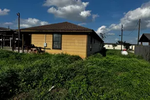 169 Zaragosa St, Alice, TX 78332 - Photo 13