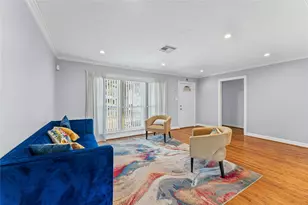 4811 Stillbrooke Dr, Houston, TX 77035 - Photo 11