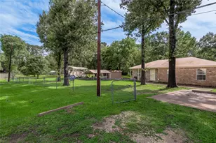 405 Peacock Path, Trinity, TX 75862 - Photo 5