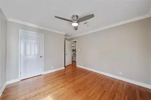 5026 Saxon Dr, Houston, TX 77092 - Photo 13