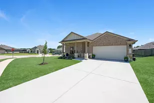 1718 Robinson Dr, Brenham, TX 77833 - Photo 3