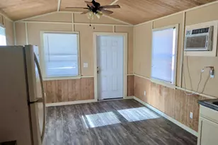 401 N Clegg St, Trinity, TX 75862 - Photo 5