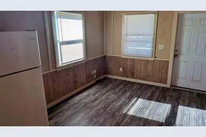 401 N Clegg Street, Trinity, TX 75862 - Photo 3