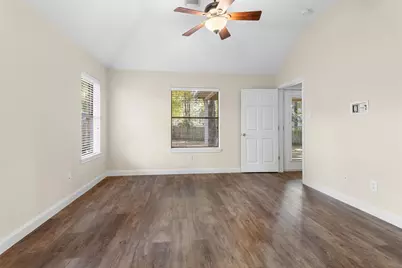13987 Lakepoint Drive, Willis, TX 77318 - Photo 19