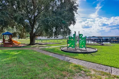 13987 Lakepoint Drive, Willis, TX 77318 - Photo 33