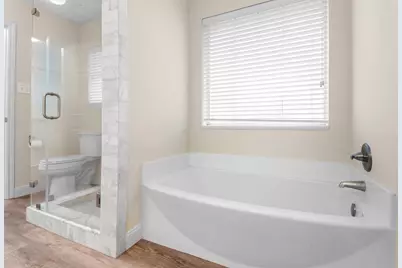 13987 Lakepoint Drive, Willis, TX 77318 - Photo 23
