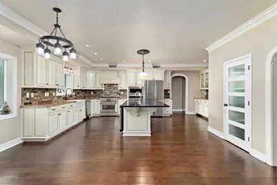 2502 Reins Road, Beaumont, TX 77713 - Photo 9
