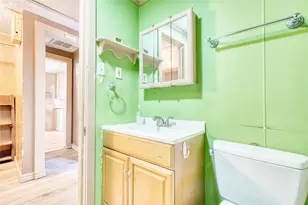 323 Avenue J, Baytown, TX 77520 - Photo 21