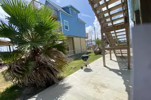 106 Pompano Ln, Surfside Beach, TX 77541 - Photo 29