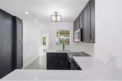 4516 Werner Street, Houston, TX 77022 - Photo 3