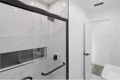 4516 Werner Street, Houston, TX 77022 - Photo 19