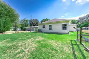 1530 1st Ave N, Texas City, TX 77590 - Photo 27