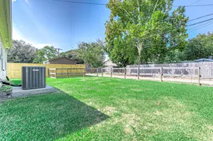 1530 1st Ave N, Texas City, TX 77590 - Photo 25