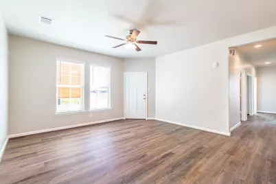 131 Park Place Circle #B, Waller, TX 77484 - Photo 5