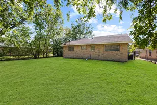 5023 Shorehaven Cir, Houston, TX 77048 - Photo 11