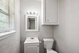 5023 Shorehaven Cir, Houston, TX 77048 - Photo 9