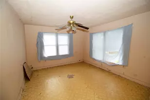 509 S St Andrews St, Weimar, TX 78962 - Photo 11