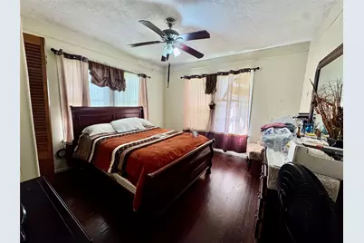 105 Dresden Street, Houston, TX 77012 - Photo 7