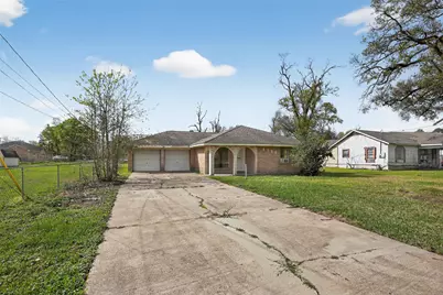 4530 Firnat Street, Houston, TX 77016 - Photo 17