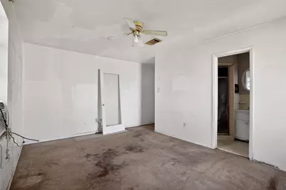 4530 Firnat Street, Houston, TX 77016 - Photo 7