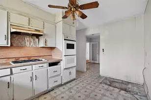 4530 Firnat St, Houston, TX 77016 - Photo 3