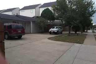 2126 Blalock Rd, Houston, TX 77080 - Photo 3