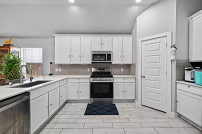 2819 Solitude Pine Lane, Katy, TX 77493 - Photo 7