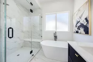 303 Marcella St, Houston, TX 77091 - Photo 11