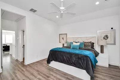 9005 Laverne Oak Lane, Houston, TX 77080 - Photo 27