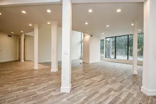 8115 Fondren Lake Dr, Houston, TX 77071 - Photo 3