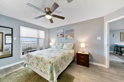 7600 Seawall Blvd #202, Galveston, TX 77551 - Photo 15