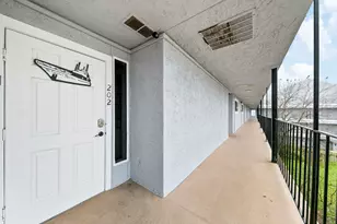 7600 Seawall Blvd, Galveston, TX 77551 - Photo 27