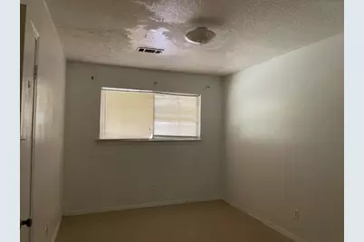 7106 Pella Dr, Houston, TX 77036 - Photo 35