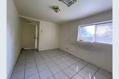 7106 Pella Dr, Houston, TX 77036 - Photo 27
