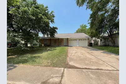 7106 Pella Dr, Houston, TX 77036 - Photo 3