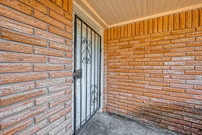 2946 Dragonwick Drive, Houston, TX 77045 - Photo 5