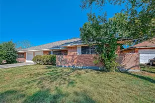 2946 Dragonwick Dr, Houston, TX 77045 - Photo 3
