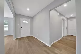 7706 Kempsey Ln, Houston, TX 77040 - Photo 9