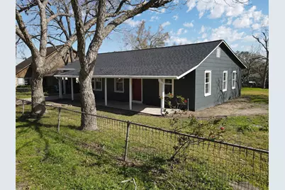 407 N Amthor Street, Bellville, TX 77418 - Photo 17