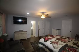 1319 N Tammye Ln W, Madisonville, TX 77864 - Photo 13