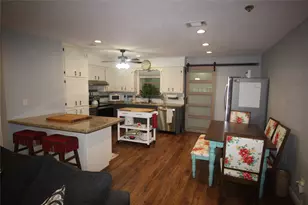 1319 N Tammye Ln W, Madisonville, TX 77864 - Photo 17