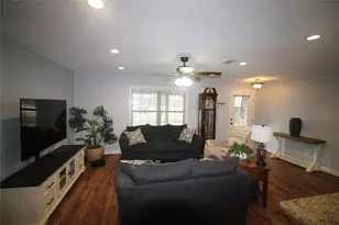 1319 N Tammye Ln W, Madisonville, TX 77864 - Photo 15