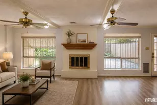1313 Reddleshire Ln, Houston, TX 77043 - Photo 13